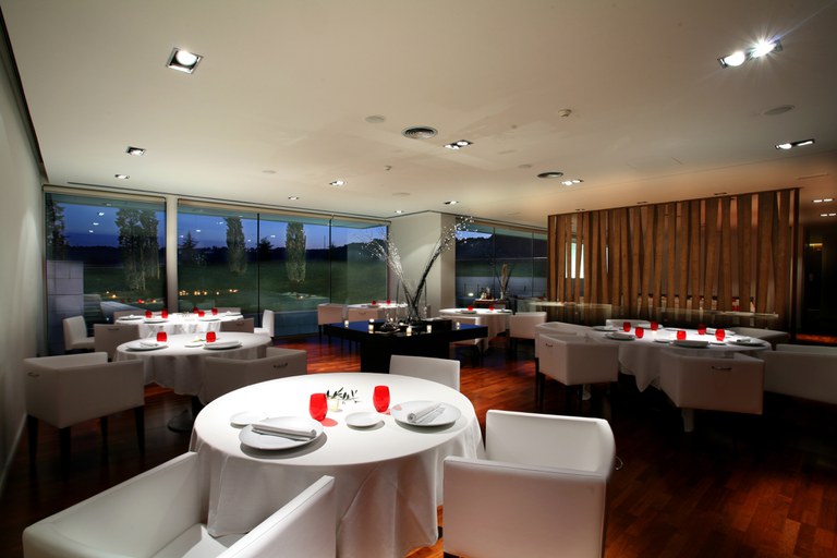 Blanc Restaurant