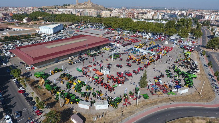 Panoramica fira.jpg